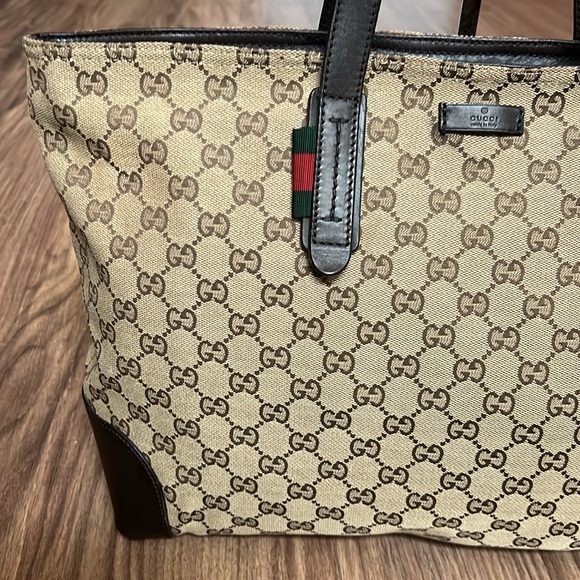 A294 - 💯 % authentic Gucci shoulder bag - Picture 5 of 16